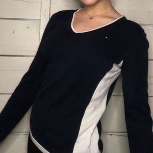 Tommy Hilfiger medium sized long sleeve shirt
